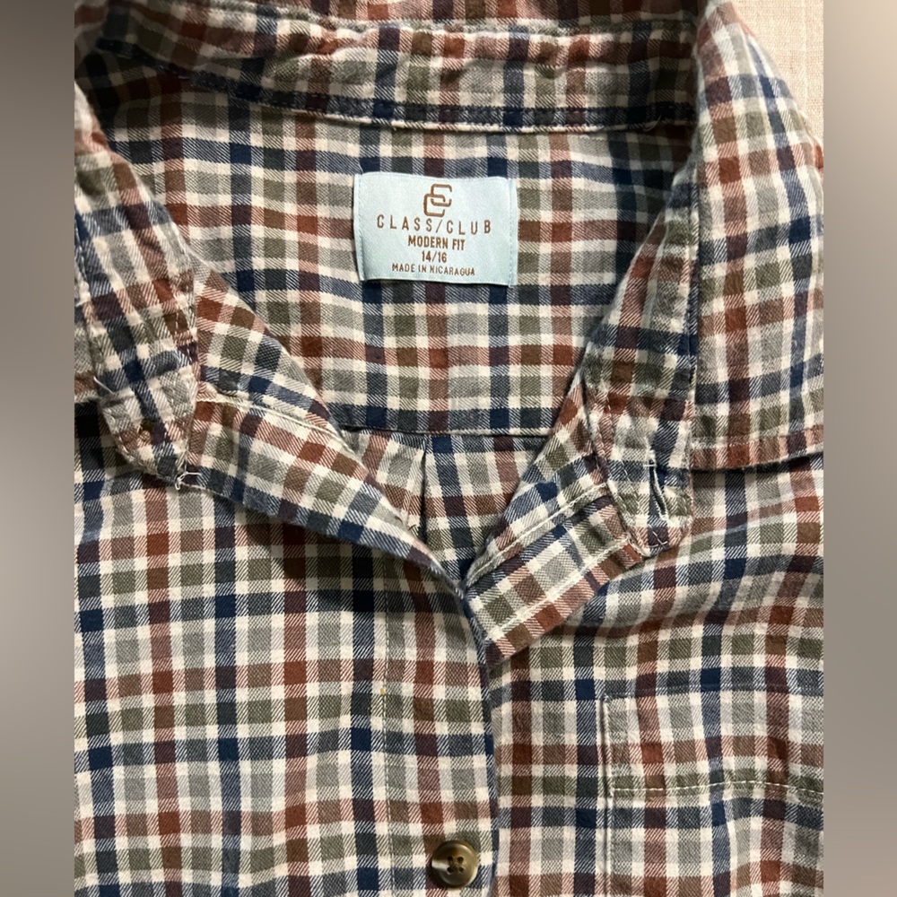 Class Club boys dress shirt size 14/16
